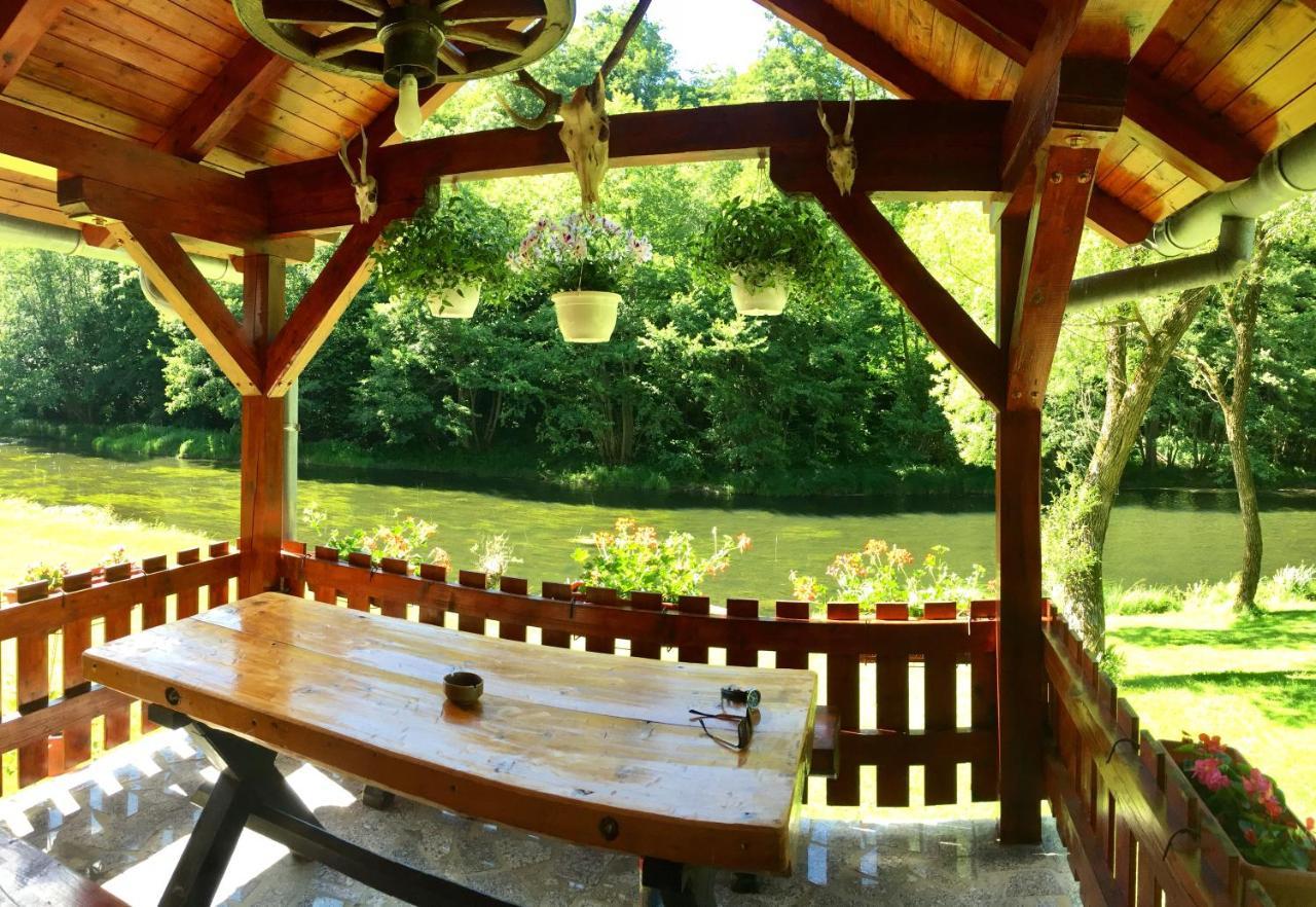 Holiday Home Radocaj Slunj Εξωτερικό φωτογραφία