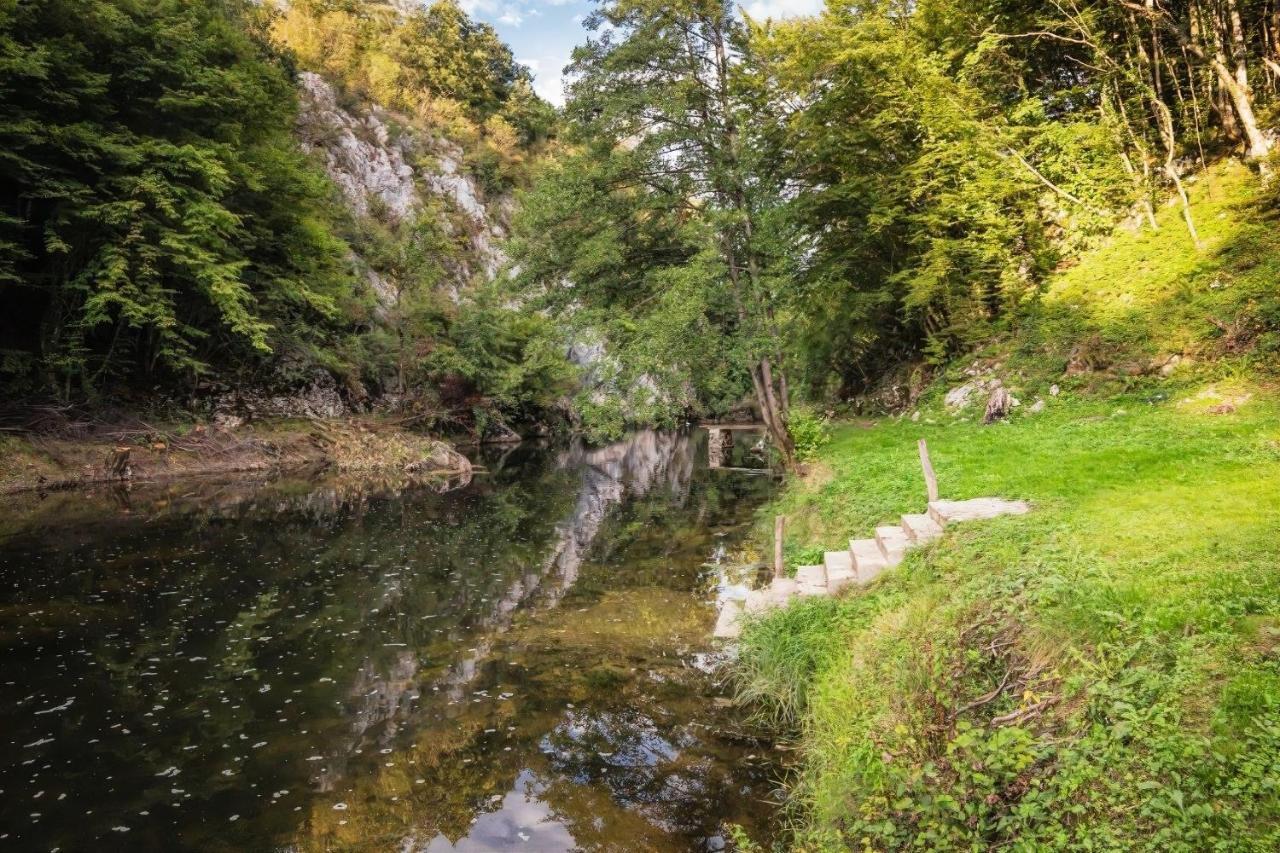 Holiday Home Radocaj Slunj Εξωτερικό φωτογραφία